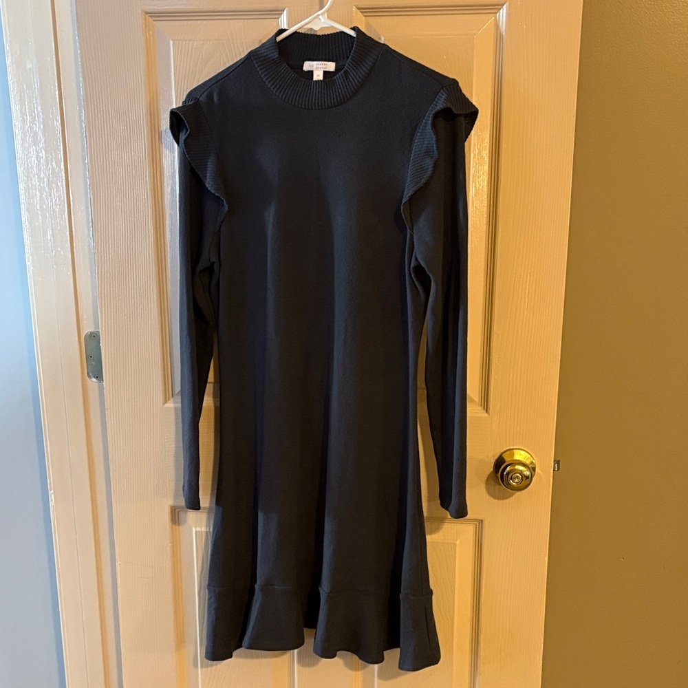 NWOT Lauren Conrad grey sweater dress. Women’s size medium.